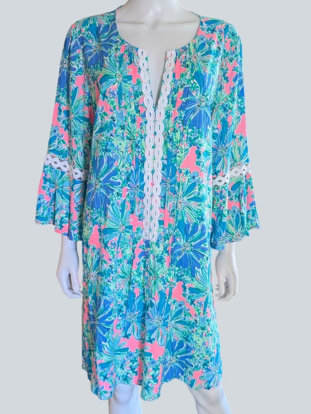 Lilly Pulitzer Hollie Tunic Dress featured in the vibrant, floral "Good Hare Da - Picture 6 of 16